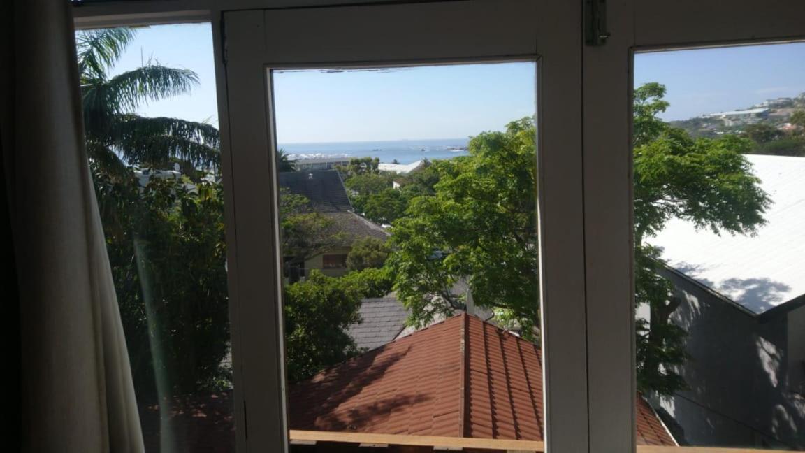 Independent Quaint Flat, Close To Beach Cape Town Exterior photo
